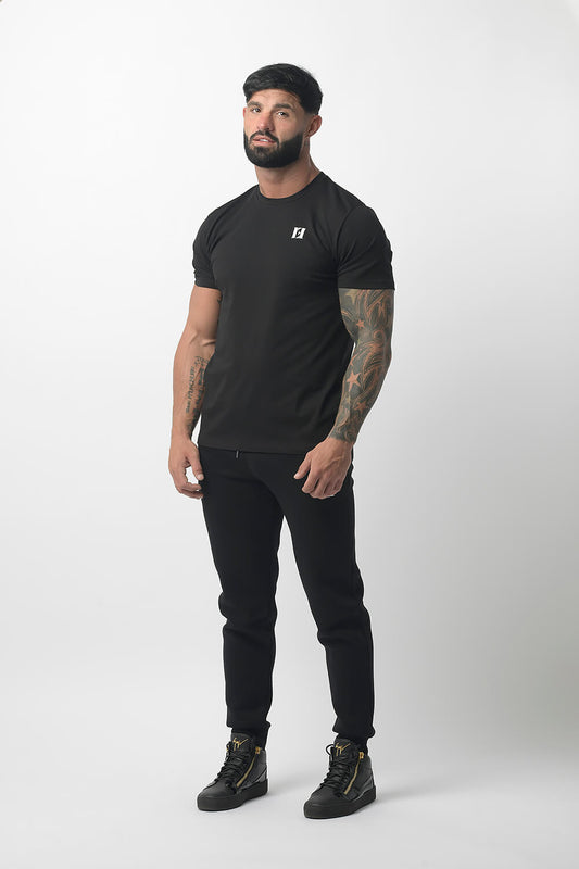 Essential T-Shirt Black