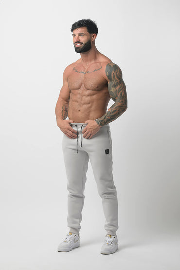 Essential Jogger Microchip