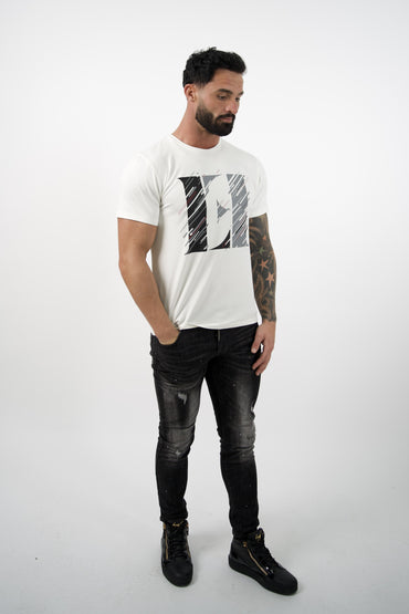 LF004 White