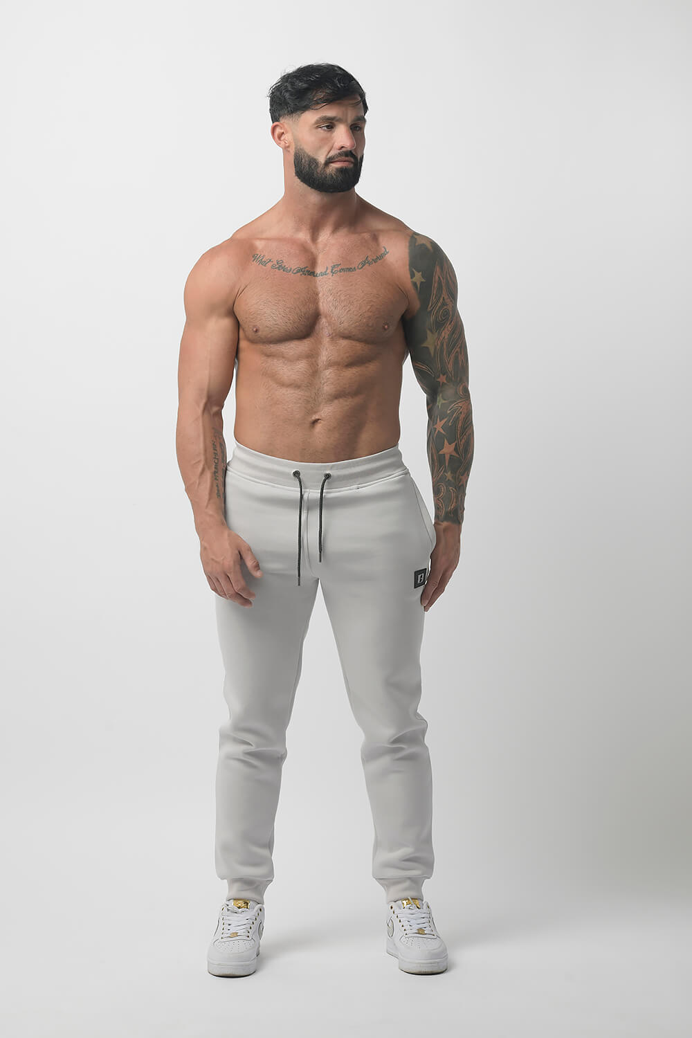 Essential Jogger Microchip